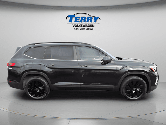 2024 Volkswagen Atlas 2.0T SE w/Technology Photo in Forest VA 24551