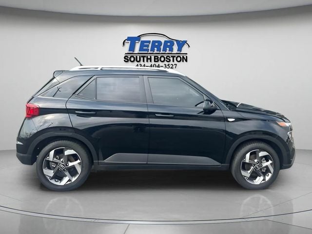 2023 Hyundai Venue SEL Photo in Boston VA 24592
