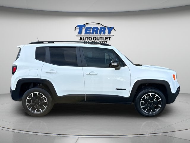 2023 Jeep Renegade Latitude Photo in Lynchburg VA 24502