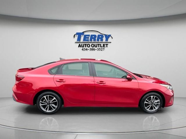 2023 Kia Forte LXS Photo in Lynchburg VA 24502