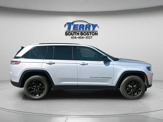 2025 Jeep Grand Cherokee Altitude Photo in Boston VA 24592