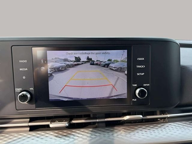 2024 Kia Carnival LX Photo in Lynchburg VA 24502