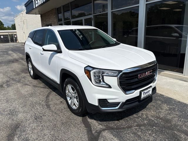 2024 GMC Terrain SLE Photo in Lynchburg VA 24502