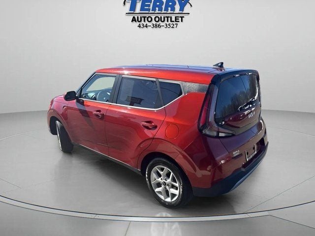 2024 Kia Soul LX Photo in Lynchburg VA 24502