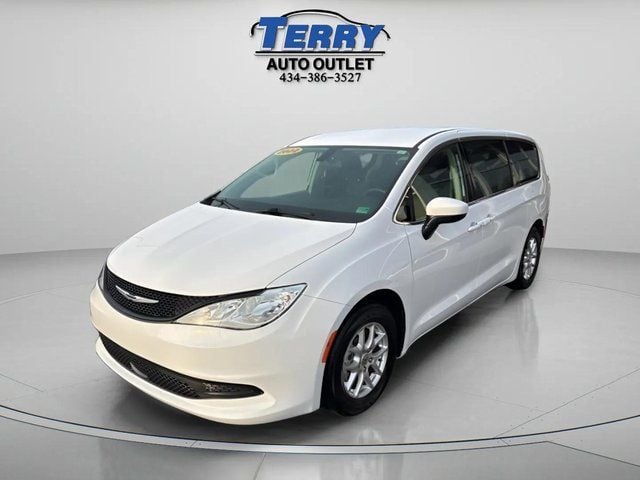 2022 Chrysler Voyager LX Photo in Lynchburg VA 24502