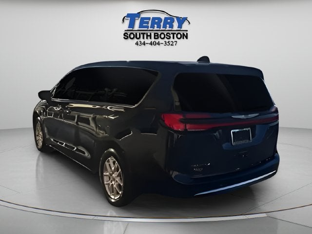 2024 Chrysler Pacifica Touring L Photo in Boston VA 24592