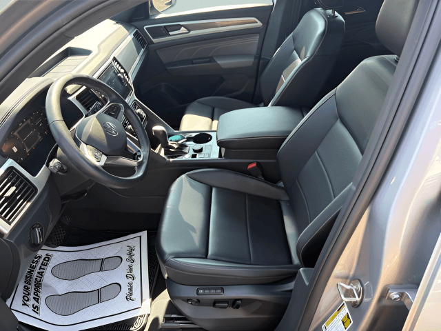 2023 Volkswagen Atlas Cross Sport 3.6L V6 SEL Photo in Lynchburg VA 24502