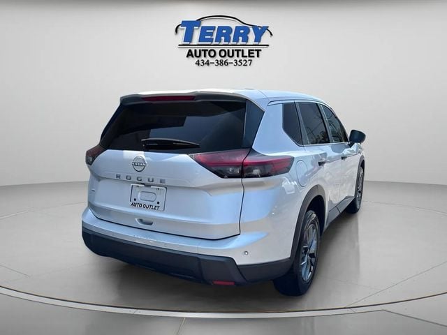 2024 Nissan Rogue S Photo in Lynchburg VA 24502