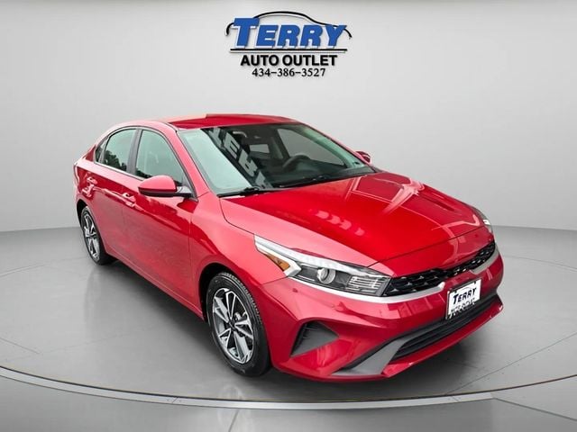 2023 Kia Forte LXS Photo in Lynchburg VA 24502