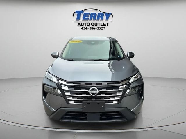 Pre-Owned 2025 Nissan Rogue SV - photo - 2