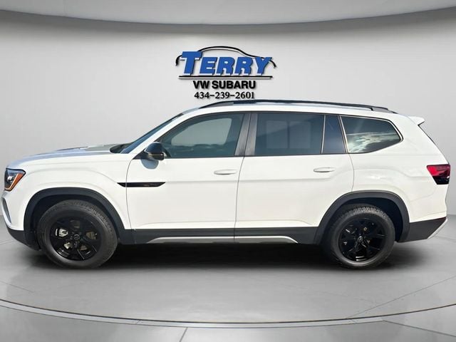 Pre-Owned 2025 Volkswagen Atlas 2.0T Peak Edition - photo - 1