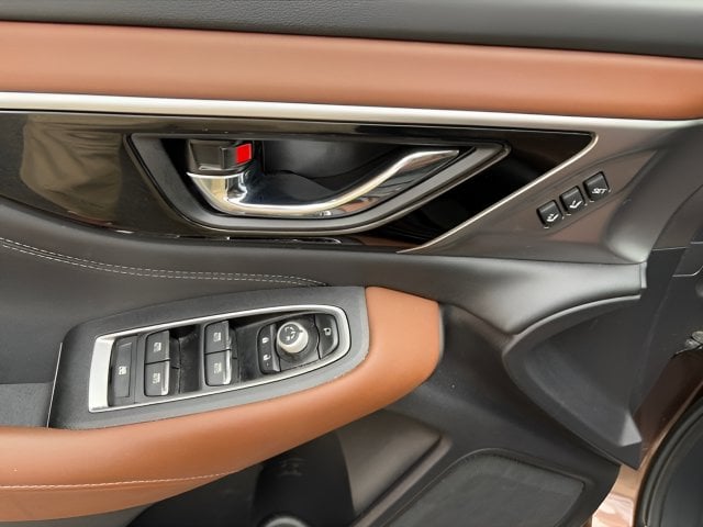 Pre-Owned 2021 Subaru Outback Touring XT - photo - 9