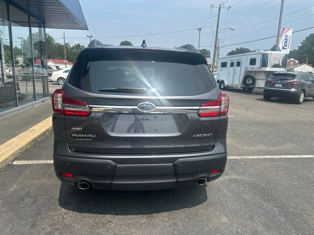 Pre-Owned 2022 Subaru Ascent Premium - photo - 3