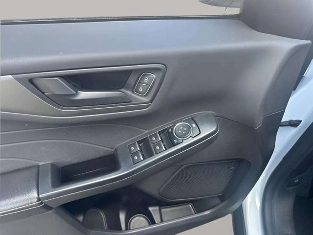 Pre-Owned 2024 Ford Escape Active - photo - 4
