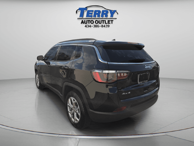 Pre-Owned 2024 Jeep Compass Latitude - photo - 5