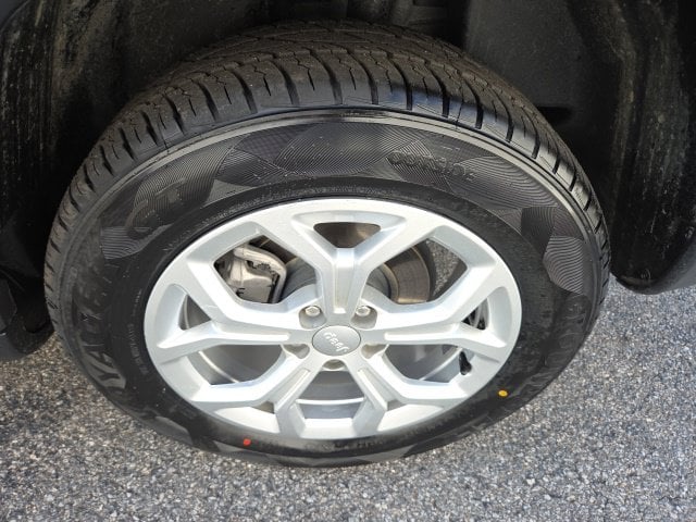 Pre-Owned 2024 Jeep Compass Latitude - photo - 10