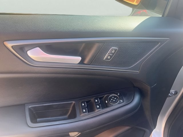 Pre-Owned 2021 Ford Edge SE - photo - 9