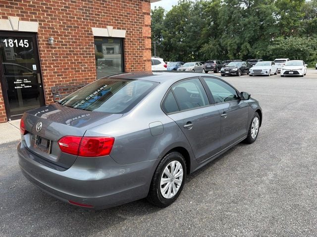 Pre-Owned 2014 Volkswagen Jetta 2.0L S - photo - 3