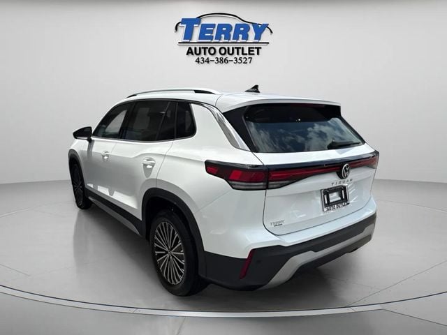 Pre-Owned 2025 Volkswagen Tiguan 2.0T S - photo - 3