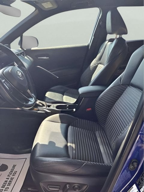 Pre-Owned 2023 Toyota Corolla Cross Hybrid XSE - photo - 8
