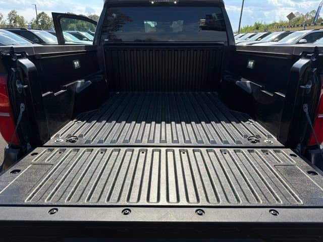 Pre-Owned 2026 Toyota Tacoma TRD Off-Road - photo - 22