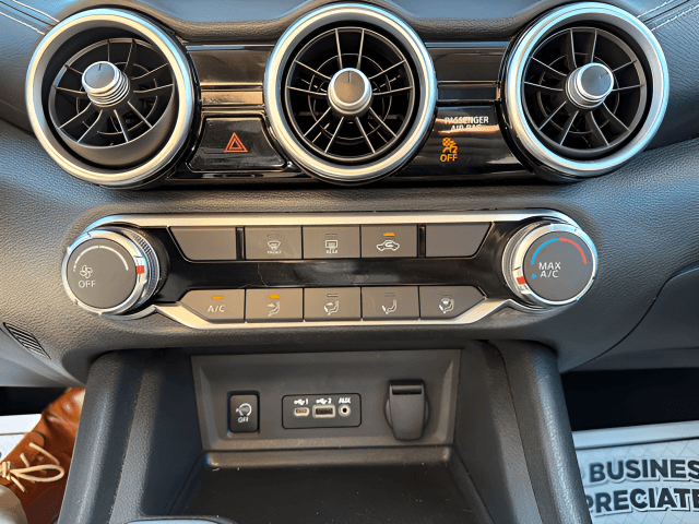 Pre-Owned 2024 Nissan Sentra SV - photo - 19