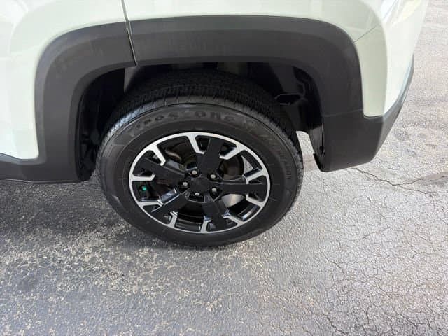 Pre-Owned 2023 Jeep Renegade Latitude - photo - 14