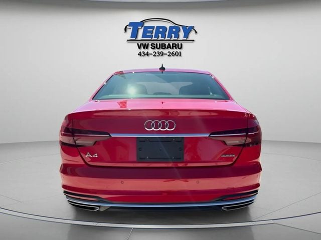 Pre-Owned 2024 Audi A4 45 S line Premium Plus - photo - 2