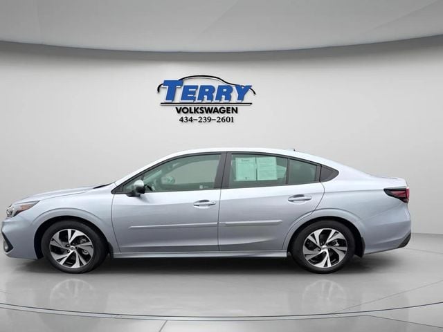 Pre-Owned 2024 Subaru Legacy Premium - photo - 1