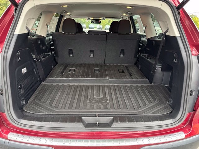 Pre-Owned 2023 Subaru Ascent Premium - photo - 10