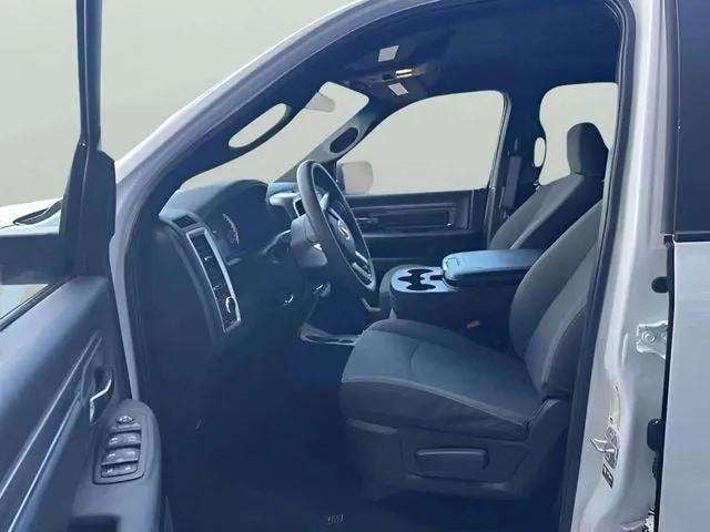 Pre-Owned 2024 Ram 1500 Classic Warlock - photo - 8