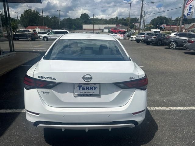 Pre-Owned 2024 Nissan Sentra SV - photo - 3