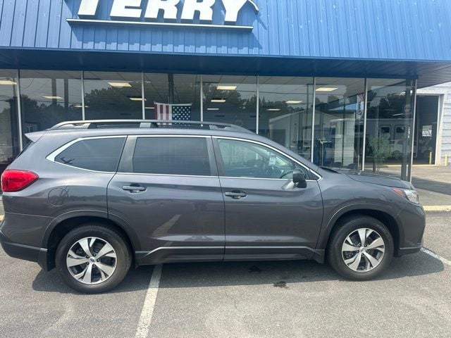 Pre-Owned 2022 Subaru Ascent Premium - photo - 0