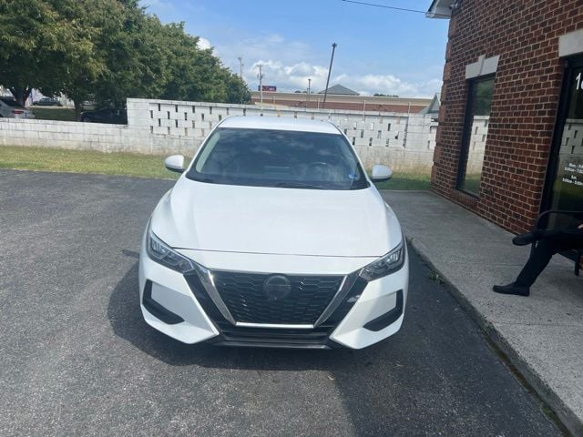 Pre-Owned 2022 Nissan Sentra SV - photo - 2
