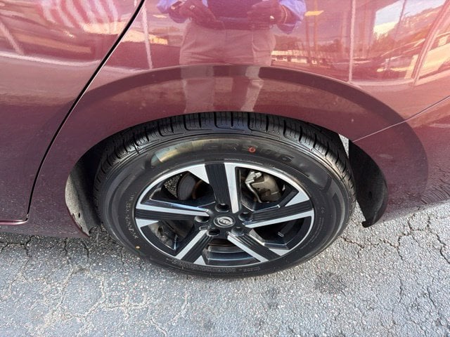 Pre-Owned 2024 Nissan Sentra SV - photo - 20