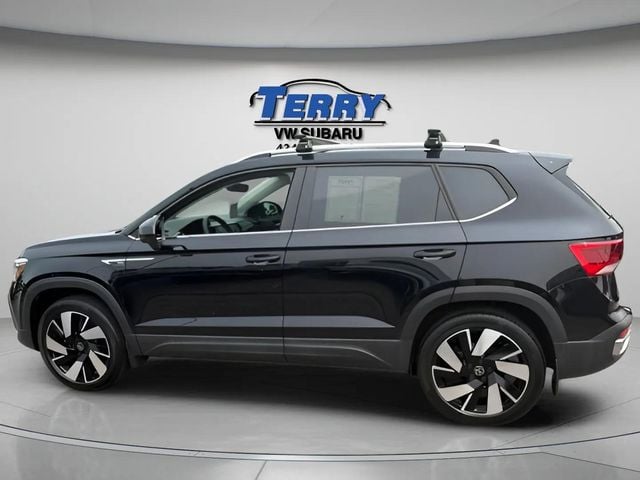 Pre-Owned 2024 Volkswagen Taos 1.5T SEL - photo - 1