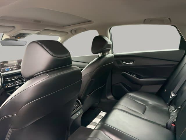 Pre-Owned 2024 Honda Accord Hybrid Touring - photo - 6