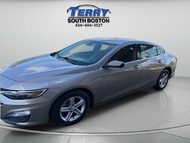 Pre-Owned 2024 Chevrolet Malibu LT - photo - 2