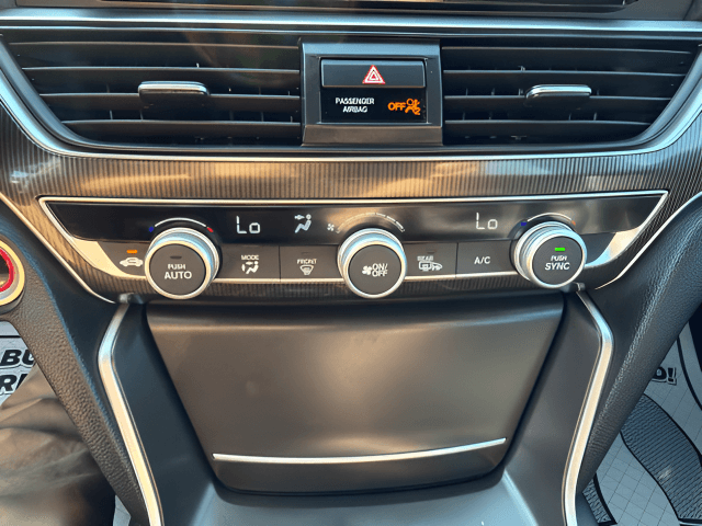Pre-Owned 2022 Honda Accord Hybrid Sport - photo - 16