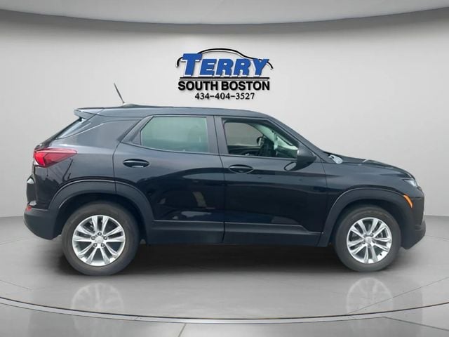 Pre-Owned 2023 Chevrolet TrailBlazer LS - photo - 0