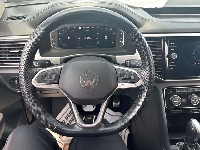 Pre-Owned 2023 Volkswagen Atlas 3.6L V6 SEL Premium R-Line - photo - 20
