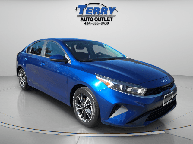 Pre-Owned 2022 Kia Forte LXS - photo - 0