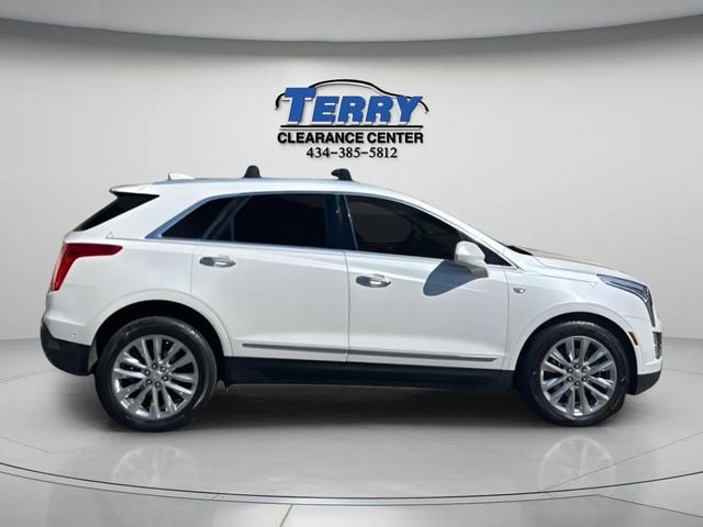 Pre-Owned 2018 Cadillac XT5 Platinum - photo - 0