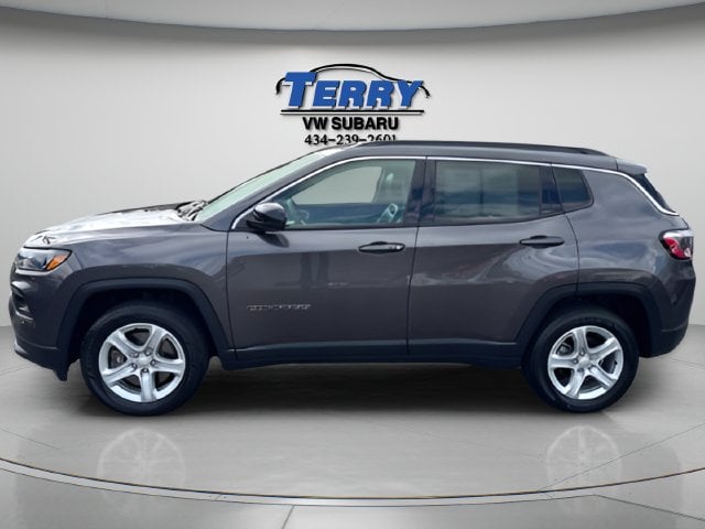 Pre-Owned 2023 Jeep Compass Latitude - photo - 2