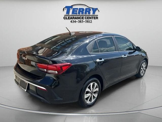 Pre-Owned 2023 Kia Rio S - photo - 4