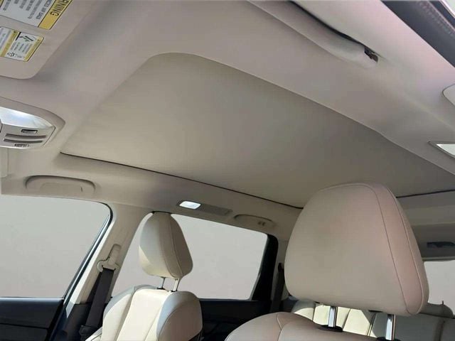 Pre-Owned 2021 Subaru Ascent Limited - photo - 10