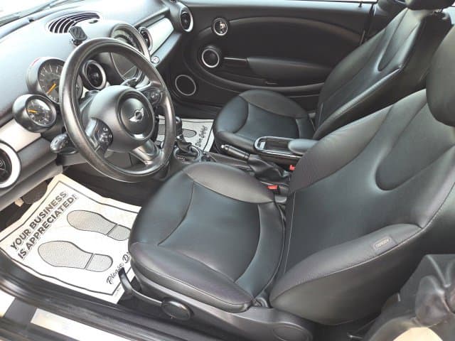 Pre-Owned 2015 MINI Cooper Base - photo - 12