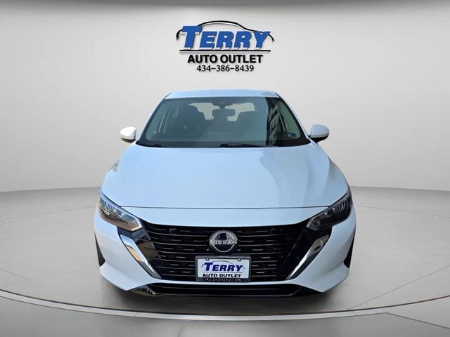 Pre-Owned 2024 Nissan Sentra SV - photo - 1