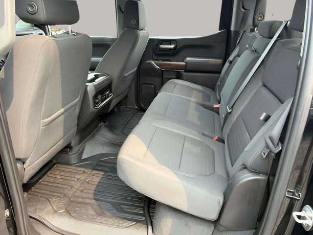 Pre-Owned 2021 Chevrolet Silverado 1500 RST - photo - 4
