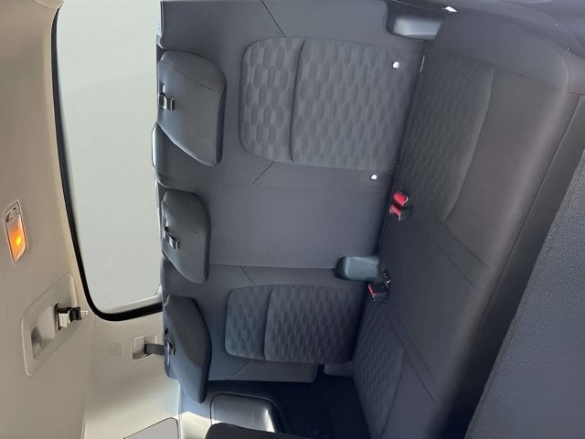 Pre-Owned 2024 Nissan Pathfinder SV - photo - 10